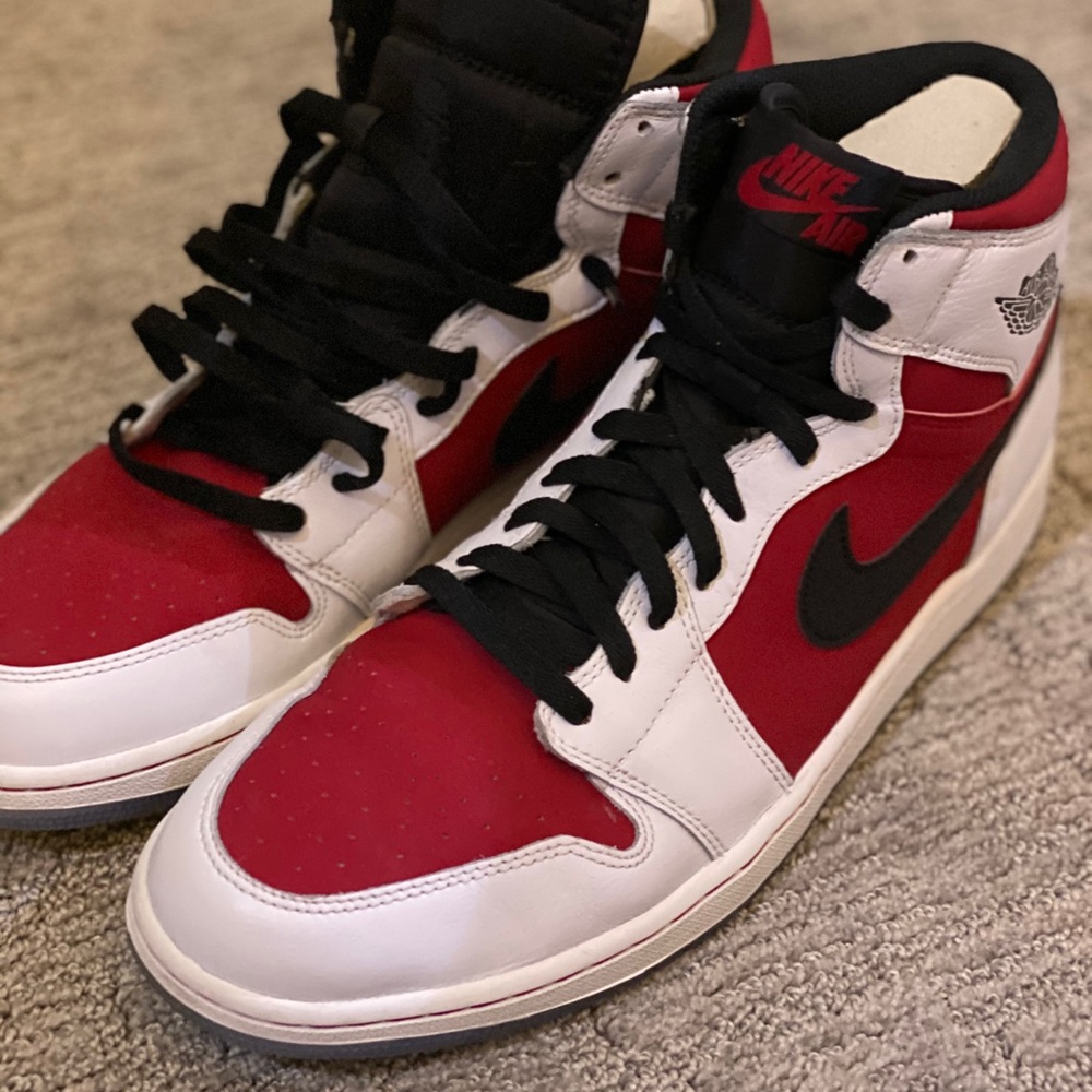 Jordan 1 Carmine (2014)